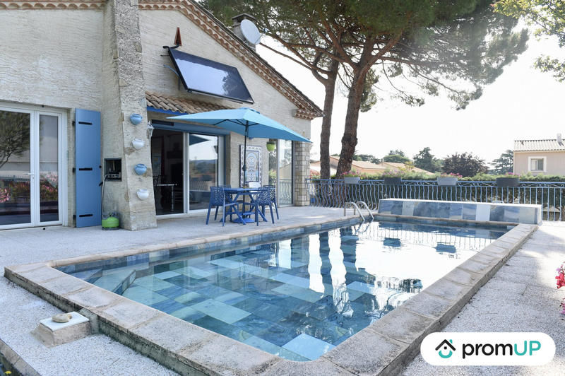 Villa - 168 m² - 6 pièces