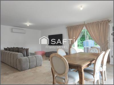 Maison - 128 m² - 5 pièces