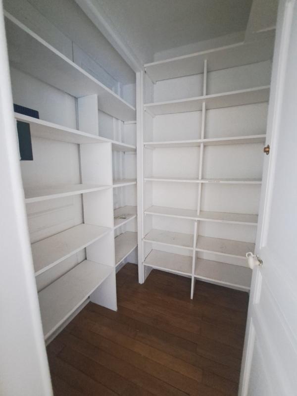 Local commercial - 149 m² - 5 pièces