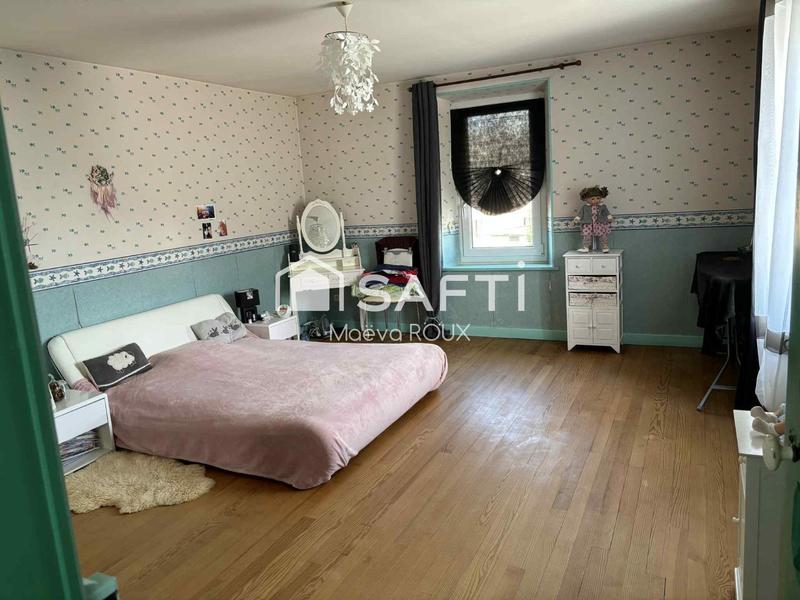 Maison - 150 m² - 6 pièces