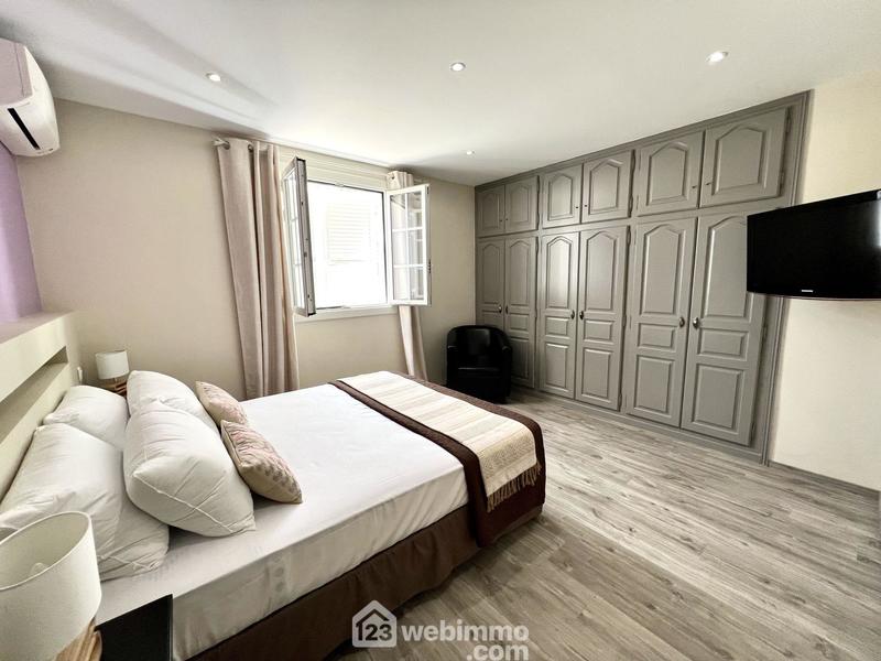 Maison - 156 m² - 5 pièces