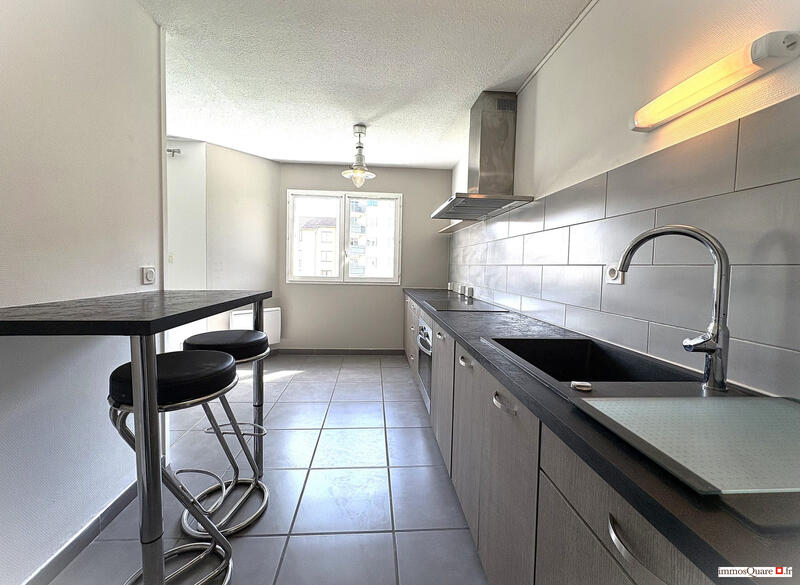 Appartement - 72 m² - 3 pièces