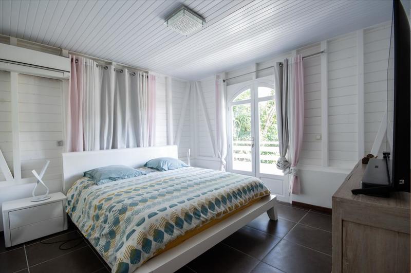 Villa - 199 m² - 8 pièces