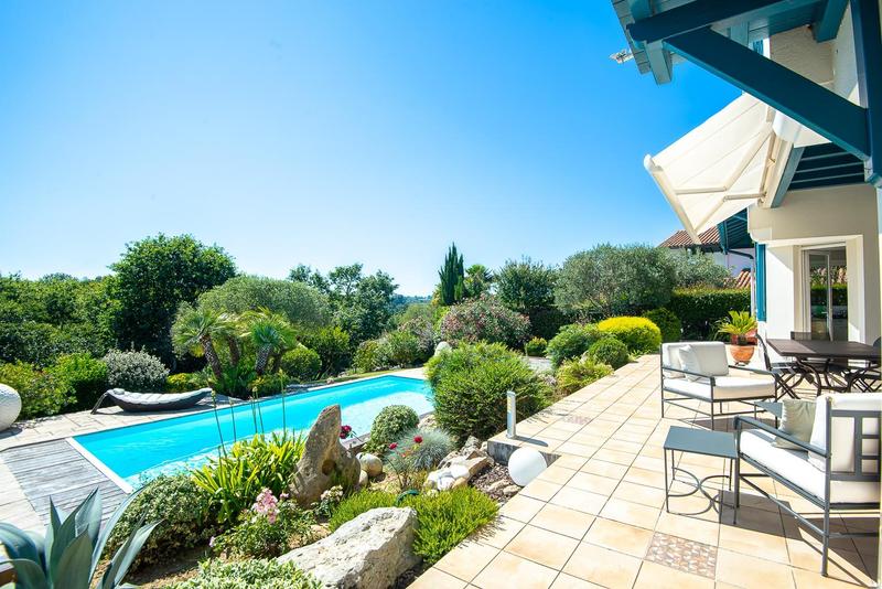 Maison - 197 m² - 6 pièces