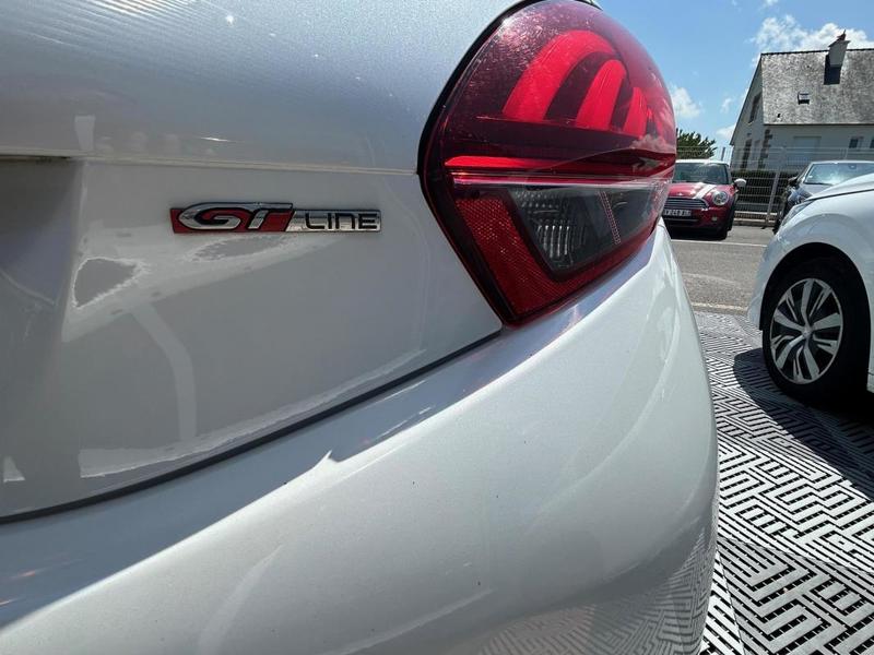 Peugeot 208 1.2 Ptech Gt Line s&amp;S Eat6