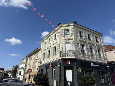 Appartement - 93 m² - 3 pièces