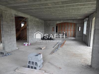 Maison - 300 m² - 7 pièces