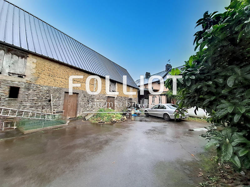 Maison - 247 m² - 9 pièces