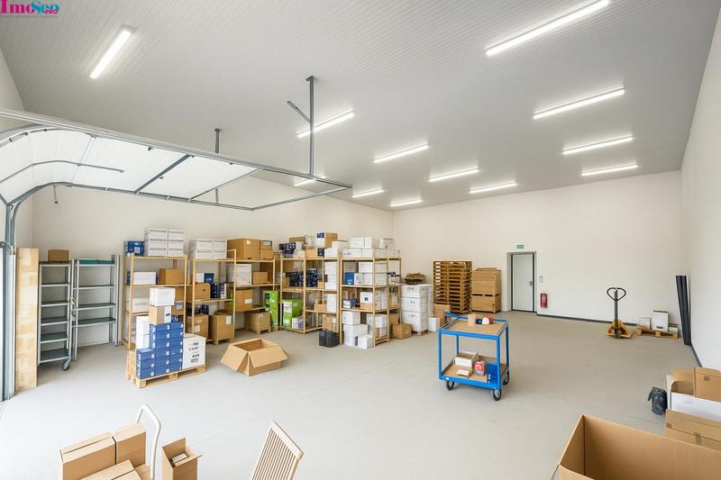 Entrepôt - 260 m²