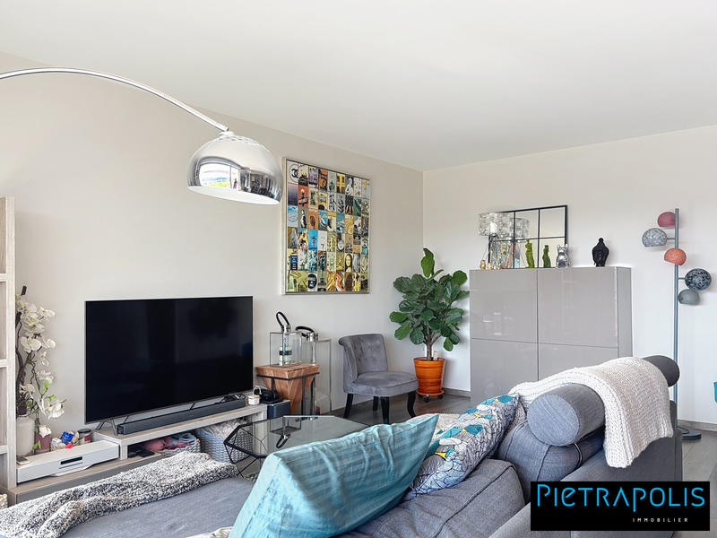 Appartement - 74 m² - 3 pièces