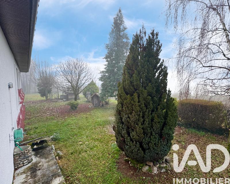 Maison - 210 m² - 10 pièces