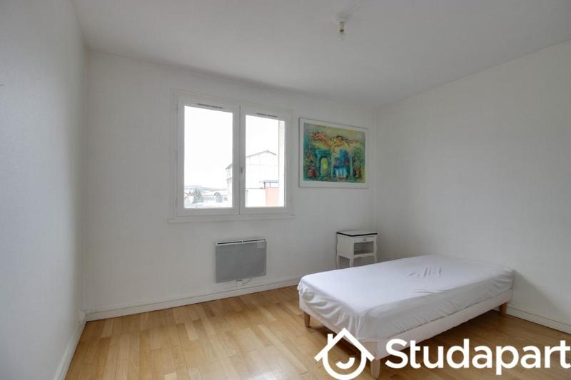 Chambre - 66 m² - 1 pièce