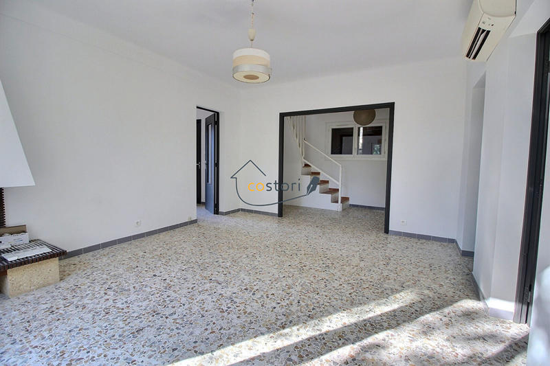 Maison - 98 m² - 5 pièces