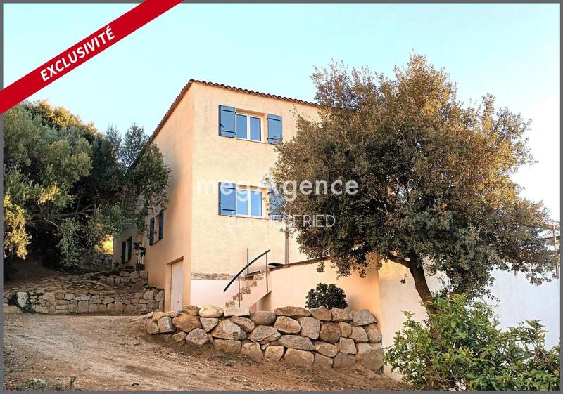 Villa - 283 m² - 10 pièces