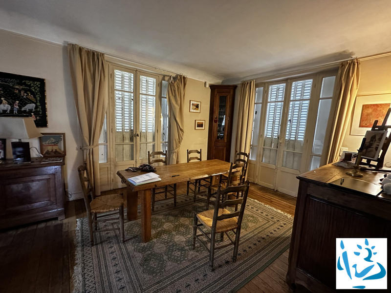 Maison ancienne - 152 m² - 5 pièces