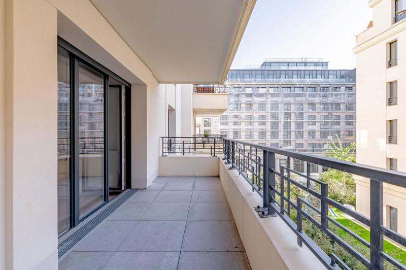 Appartement - 83 m² - 4 pièces