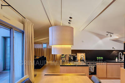 Appartement - 88 m² - 3 pièces