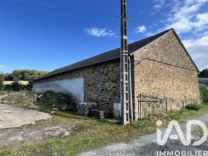 Maison - 250 m² - 1 pièce