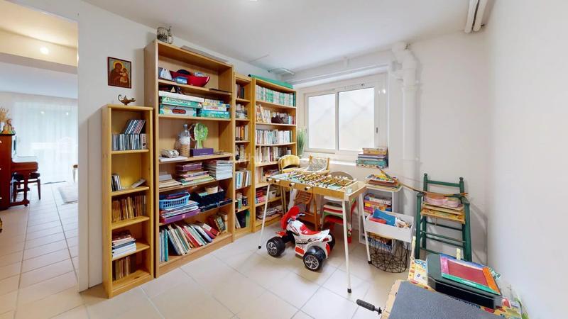 Maison - 285 m² - 7 pièces