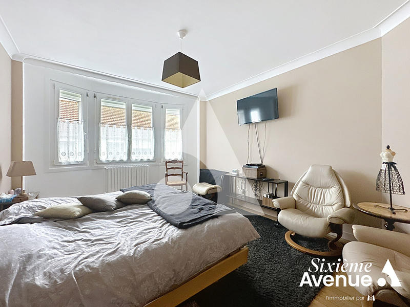 Maison - 133 m² - 6 pièces