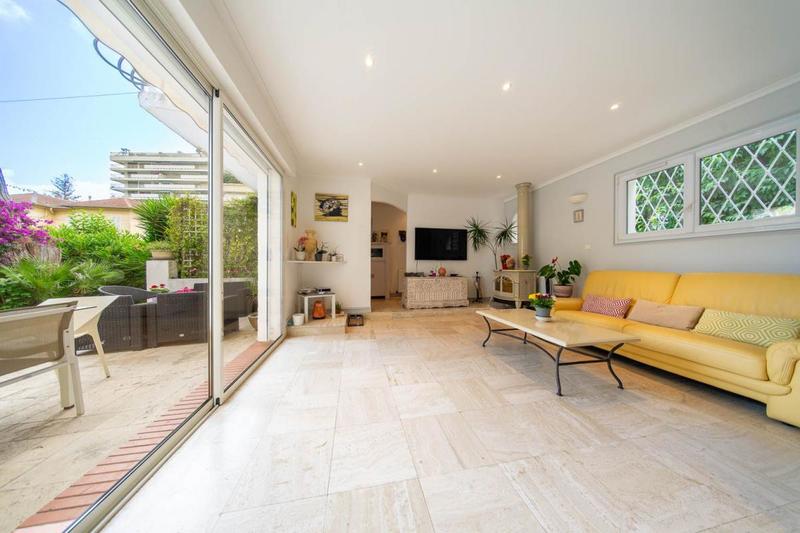 Maison de ville - 122 m² - 5 pièces