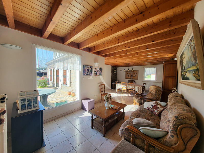 Maison - 103 m² - 5 pièces