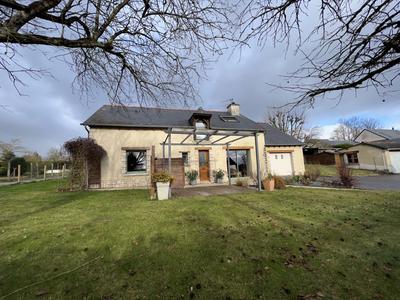 Maison - 137 m² - 8 pièces