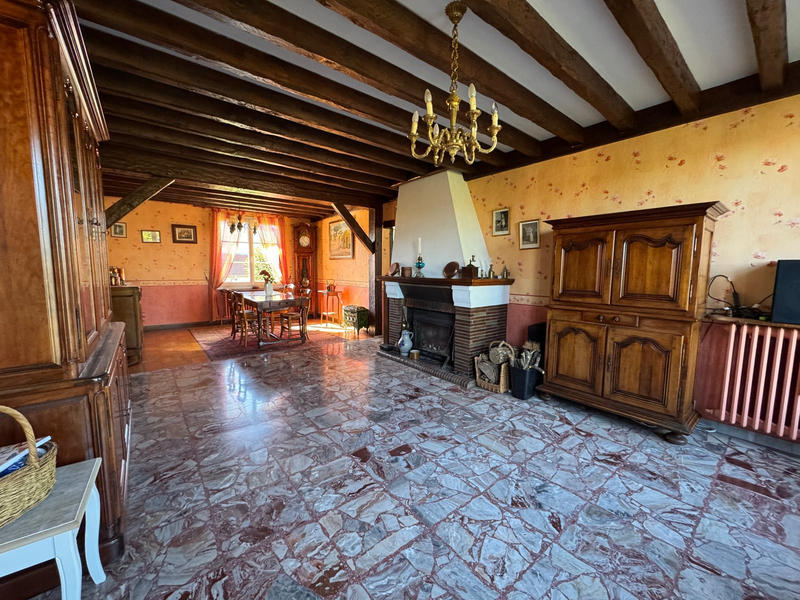 Maison - 235 m² - 6 pièces