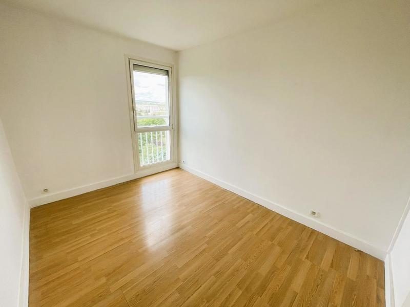 Appartement - 60 m² - 4 pièces
