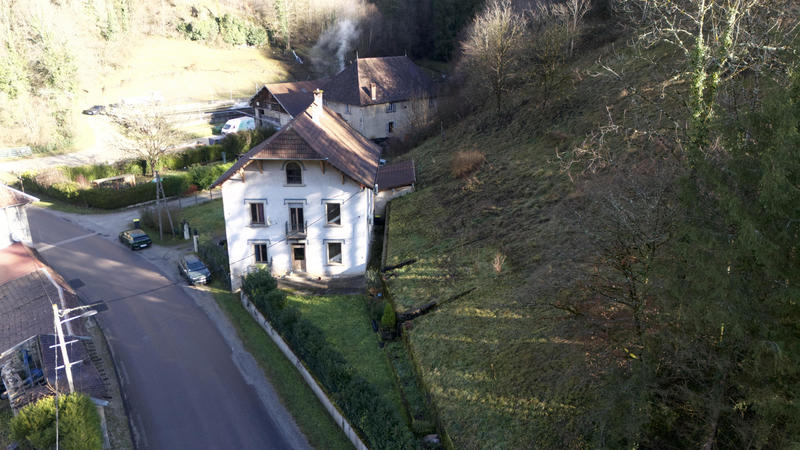 Maison - 314 m² - 6 pièces