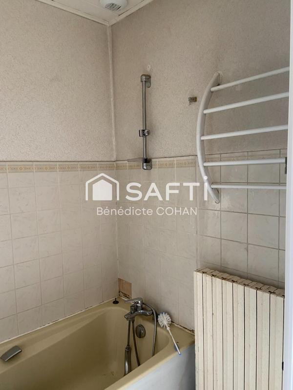 Maison - 229 m² - 9 pièces