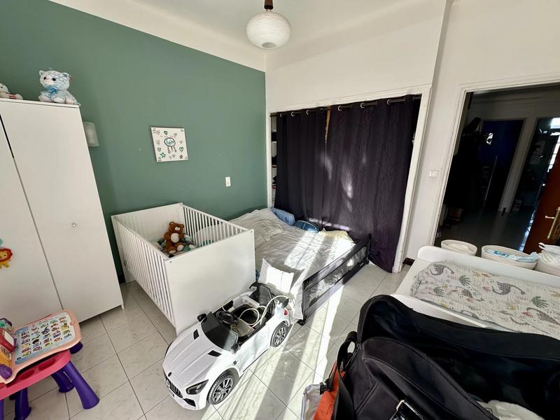 Appartement - 90 m² - 3 pièces