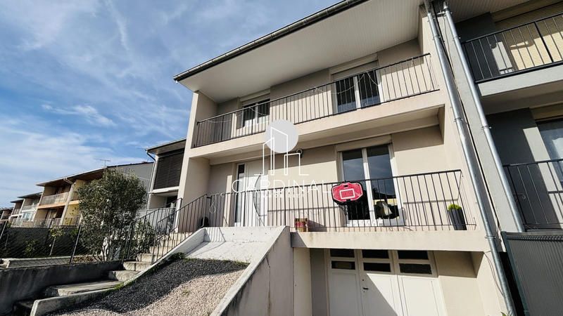 Maison - 76 m² - 5 pièces