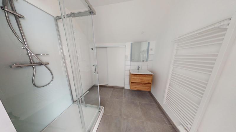 Appartement - 60 m² - 2 pièces