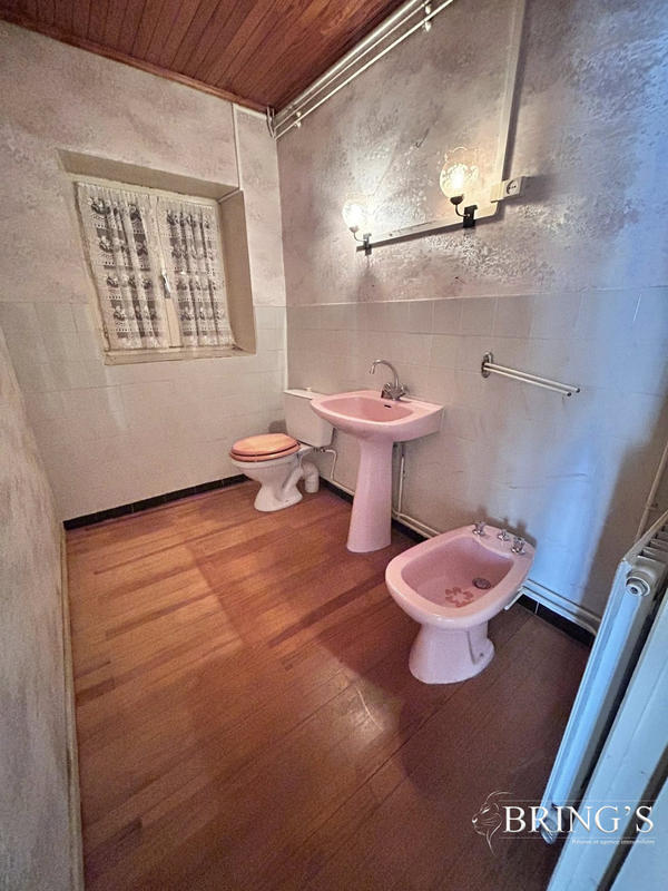 Maison - 141 m² - 6 pièces