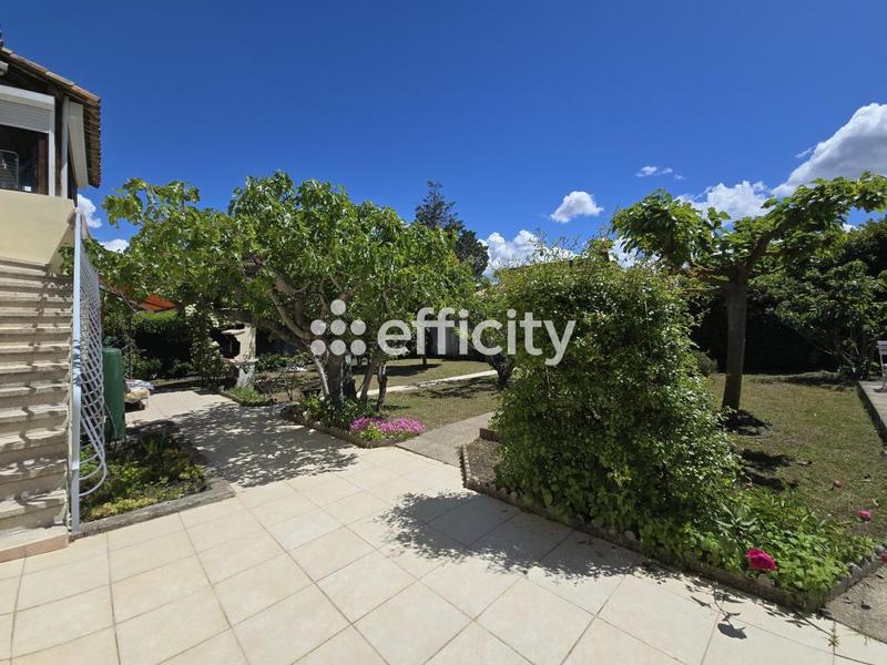 Maison - 160 m² - 5 pièces