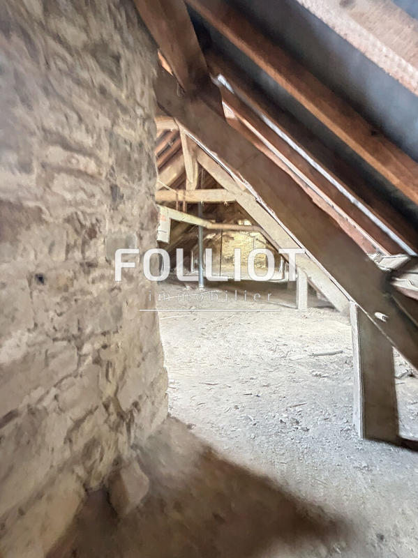 Maison - 192 m² - 7 pièces