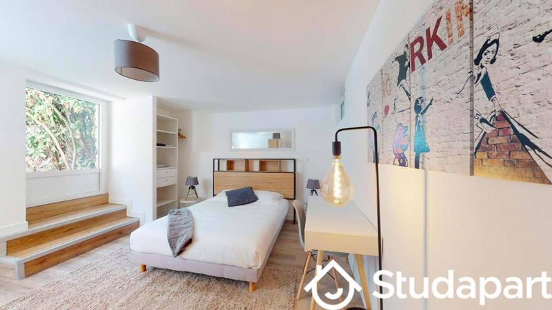 Chambre - 11 m² - 1 pièce