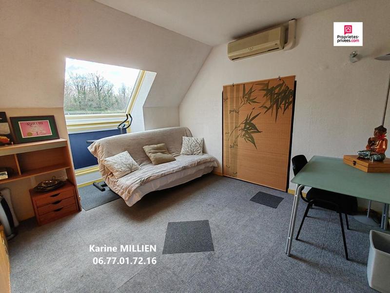 Maison - 204 m² - 6 pièces