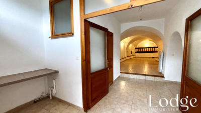 Appartement - 77 m² - 2 pièces