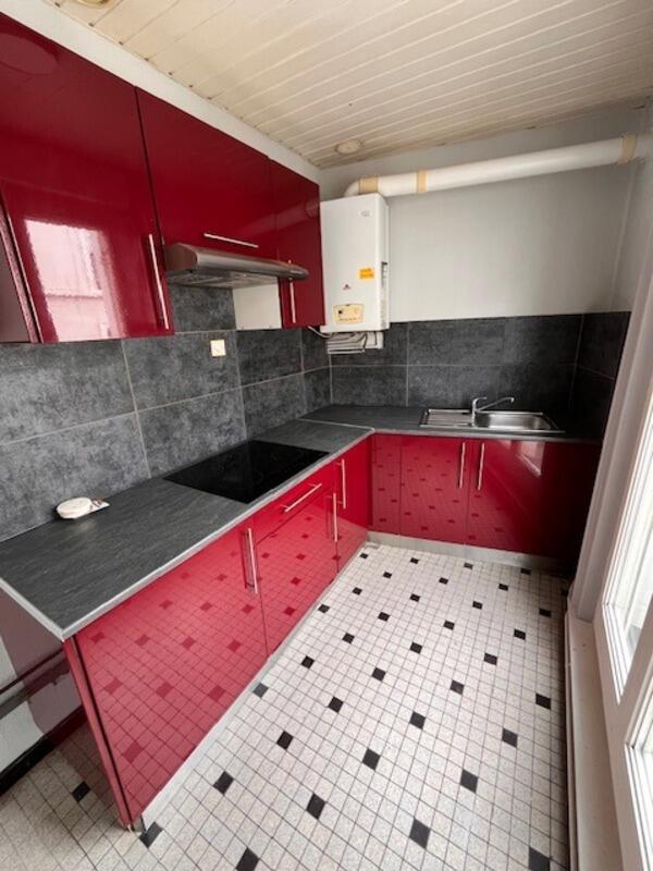 Immeuble - 214 m² - 10 pièces