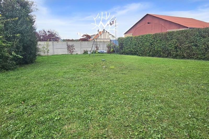 Maison - 137 m² - 6 pièces