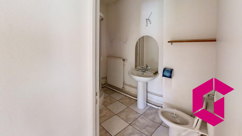 Maison - 200 m² - 7 pièces