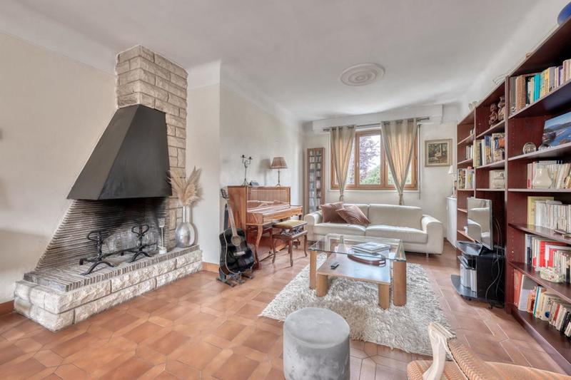 Maison - 98 m² - 4 pièces