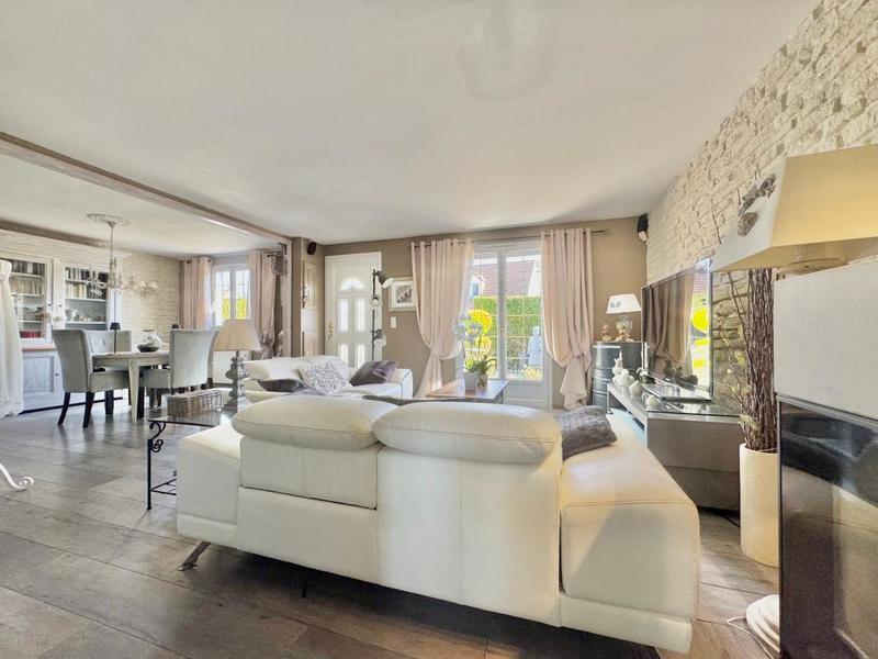 Maison - 97 m² - 4 pièces