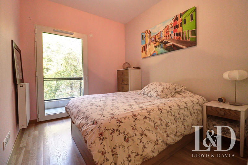 Appartement - 107 m² - 6 pièces