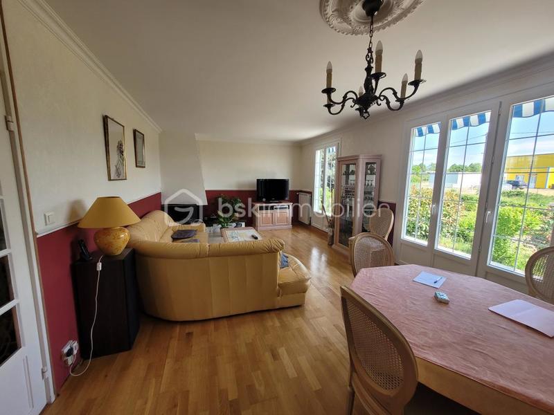 Pavillon - 165 m² - 7 pièces