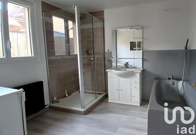 Maison - 103 m² - 5 pièces