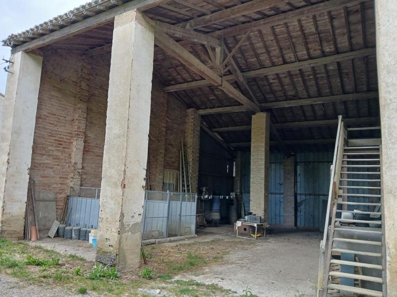 Maison - 392 m² - 12 pièces