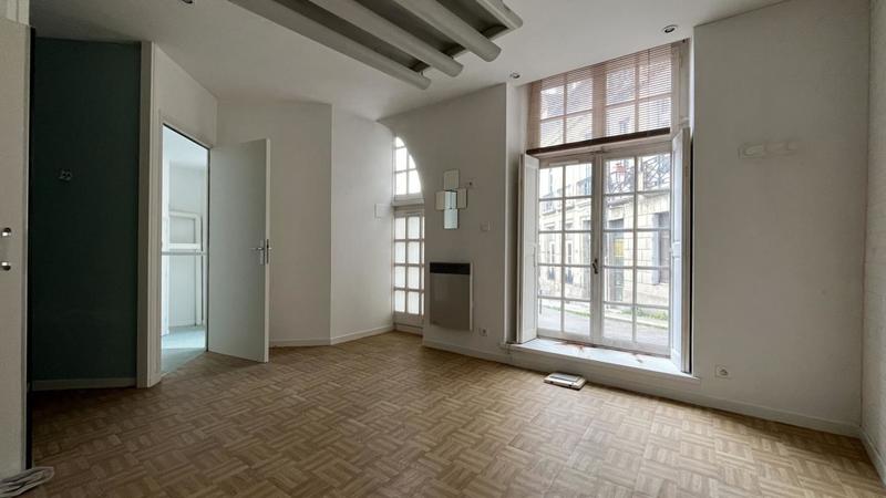 Local commercial - 50 m² - 2 pièces